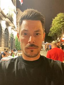 Achilles 30 éves férfi, Budapest