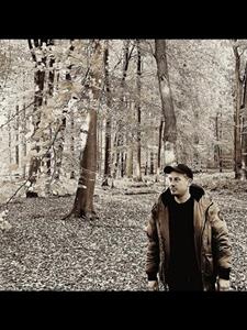 Ádám 32 éves férfi, Budapest