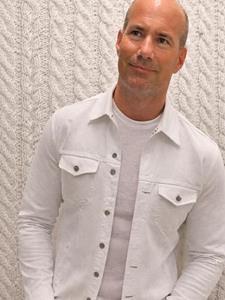 Ádám 47 éves férfi, Budapest