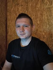 Ádám 29 éves férfi, Hajdú-Bihar megye