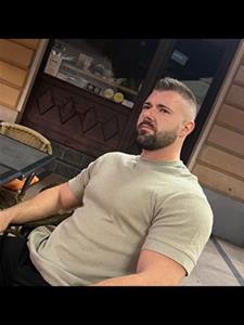 Ádám98 27 éves férfi, Hajdú-Bihar megye