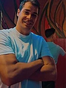 Adamxxl 32 éves férfi, Budapest