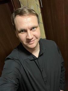 Ádi 39 éves férfi, Komárom-Esztergom megye