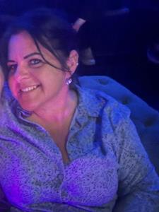 Adri 42 éves nő, Pest megye