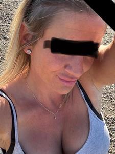 Agicica 42 éves nő, Budapest