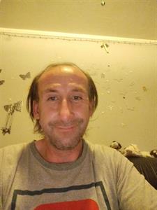 Áki 41 éves férfi, Pest megye