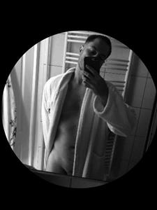 Andris 28 éves férfi, Budapest