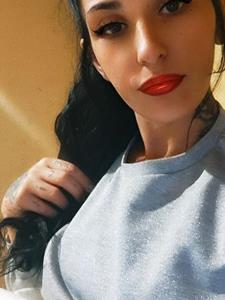 Arabella 35 éves nő, Békés megye