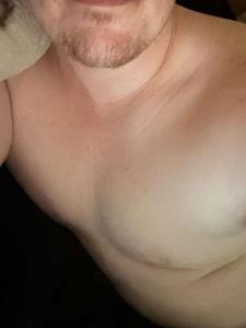 Ash 29 éves férfi, Jász-Nagykun-Szolnok megye