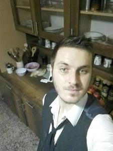Ati 30 éves férfi, Jász-Nagykun-Szolnok megye