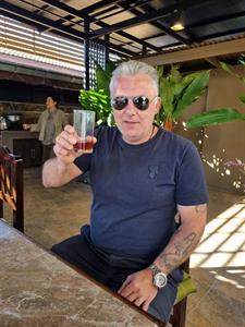 Ati 50 éves férfi, Pest megye