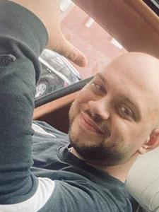 Ati 36 éves férfi, Budapest