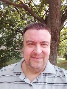 Atis 51 éves férfi, Komárom-Esztergom megye