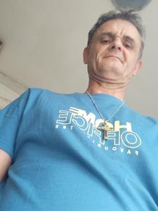 Atosz 51 éves férfi, Győr-Moson-Sopron megye