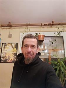 Attila1016 44 éves férfi, Pest megye