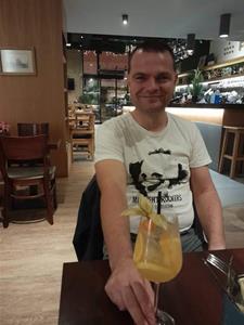 Baggio79 46 éves férfi, Csongrád megye