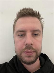 Balage 33 éves férfi, Budapest