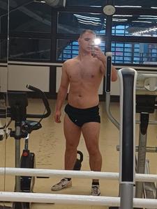 Balázs 21 éves férfi, Hajdú-Bihar megye