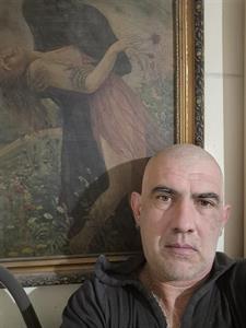 Banderas 50 éves férfi, Budapest