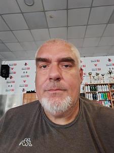 Baxi 51 éves férfi, Komárom-Esztergom megye