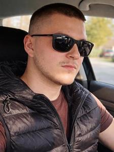 Bazsi28 27 éves férfi, Budapest