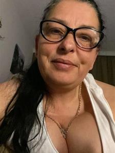 BBé 49 éves nő, Vas megye