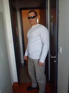 Begizsán 41 éves férfi, Budapest