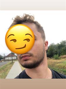 Bence 20 éves férfi, Budapest