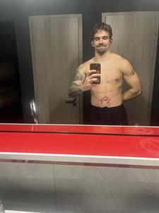 Bence 22 éves férfi, Budapest