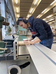 Benedek 20 éves férfi, Győr-Moson-Sopron megye