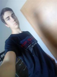 Beni 27 éves férfi, Győr-Moson-Sopron megye