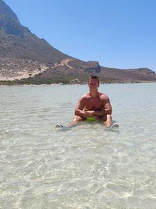 Benjo35 36 éves férfi, Pest megye