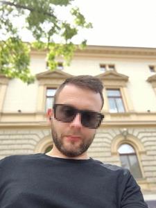 Benxtah 32 éves férfi, Veszprém megye