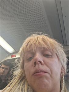 Beus 33 éves nő, Budapest