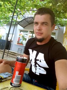 Bossclau34 29 éves férfi, Bihor