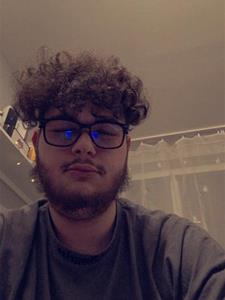 Camel 20 éves férfi, Trnavský