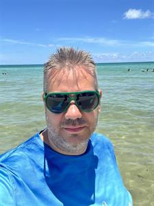 Chris 43 éves férfi, Budapest