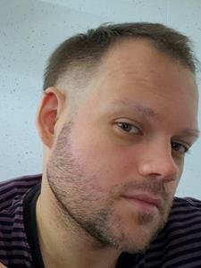 Chris81 35 éves férfi, Budapest
