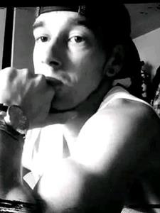 Cody 33 éves férfi, Vas megye