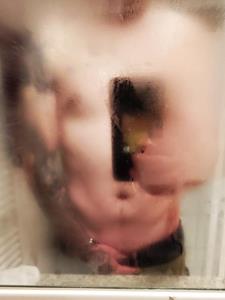 CrazyNight 35 éves férfi, Békés megye