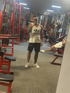 Cris 30 éves férfi, Budapest