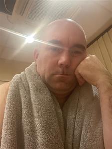 Crogen 44 éves férfi, Jász-Nagykun-Szolnok megye