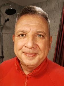 crusoe 50 éves férfi, Fejér megye