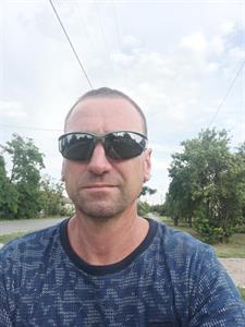 Csaba 48 éves férfi, Csongrád megye