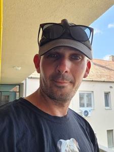 Csaba 34 éves férfi, Csongrád megye