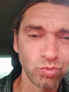 Csaba 43 éves férfi, Pest megye