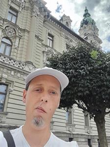 Csabesz 38 éves férfi, Komárom-Esztergom megye