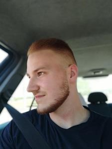 Csabi 23 éves férfi, Borsod-Abaúj-Zemplén megye