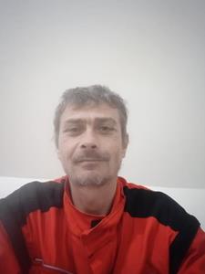 Csákos 41 éves férfi, Győr-Moson-Sopron megye