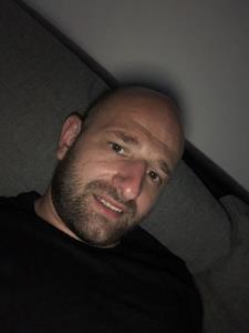 CsasziD 32 éves férfi, Veszprém megye